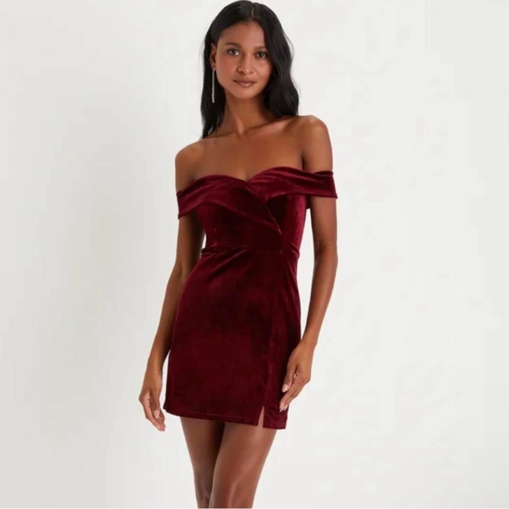 Lulu's Strapless Velvet Burgundy Dress
